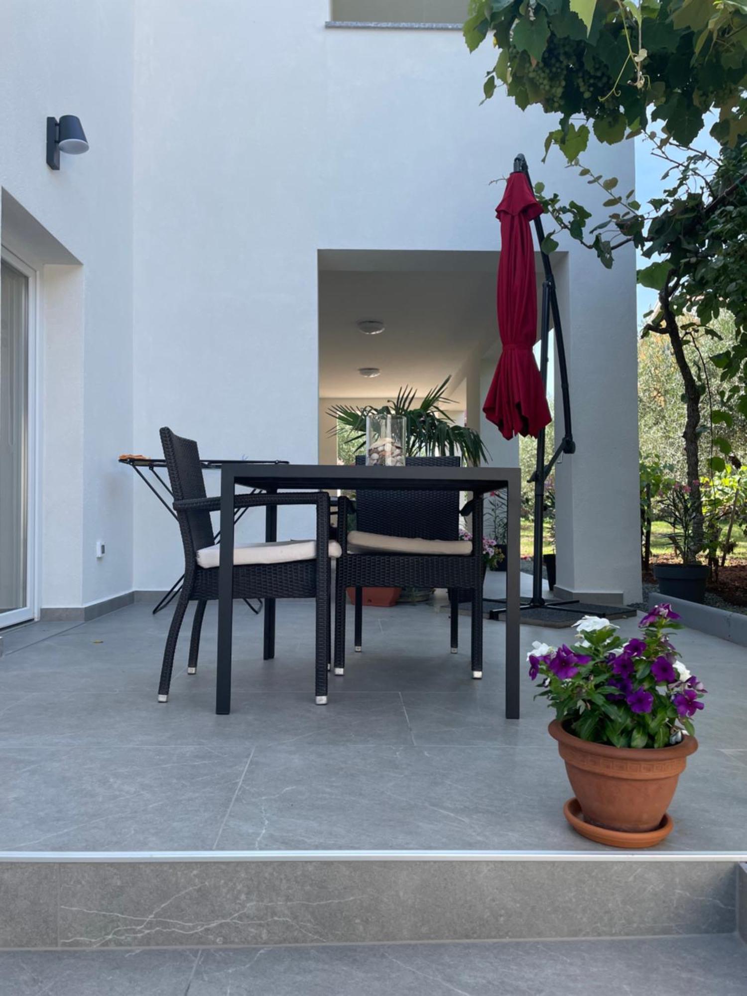 Apartmani Stellar Malinska Exterior foto